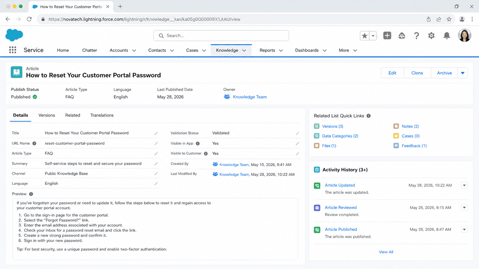 Knowledge Article on resetting a customer portal password with publish status, article type, channels, and revision history.
